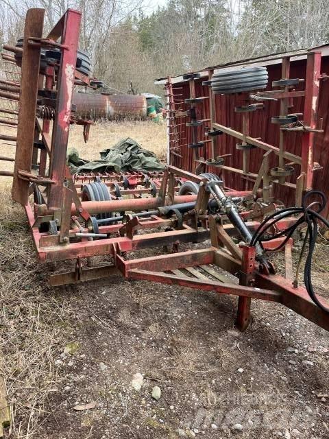 Väderstad NZ Grades mecânicas e moto-cultivadores