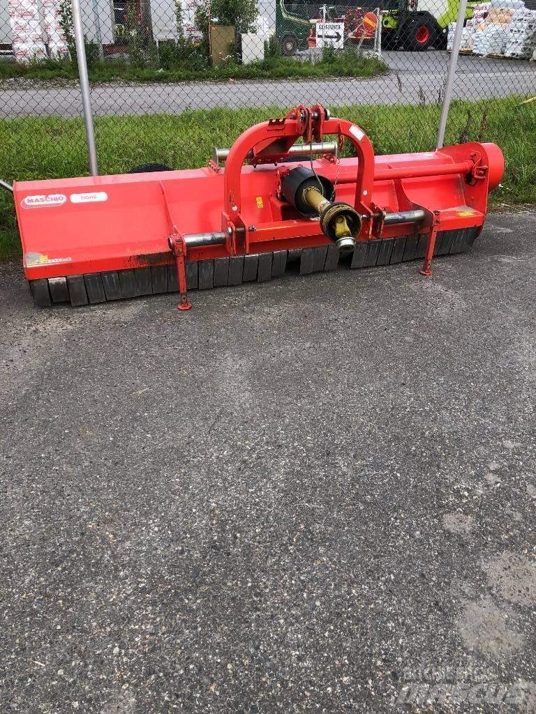 Maschio Tigre 300 Gadanheiras e cortadores de folhas para pastos
