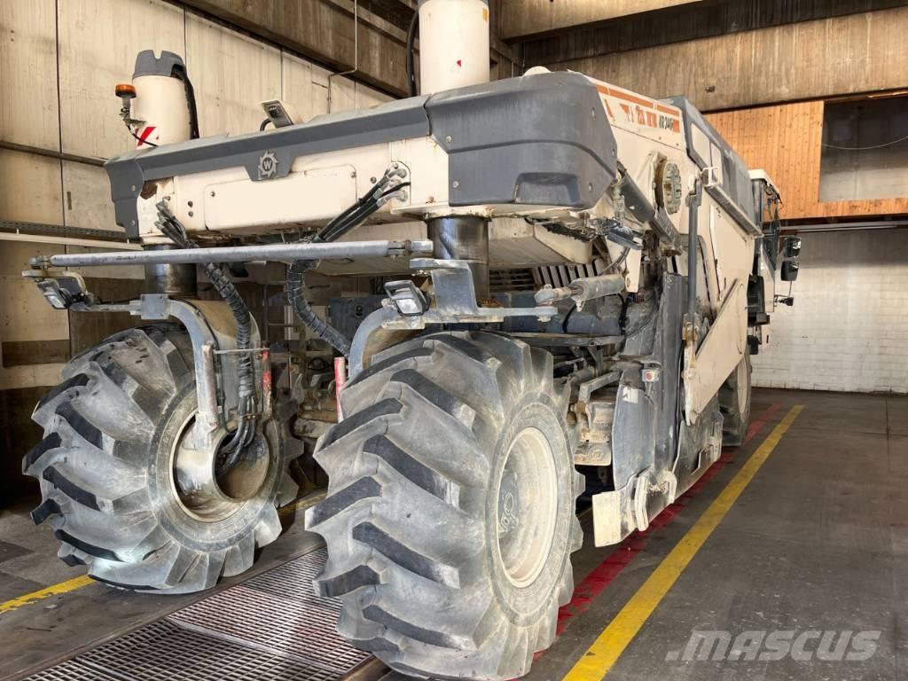 Wirtgen WR 240i Outros equipamentos construção via