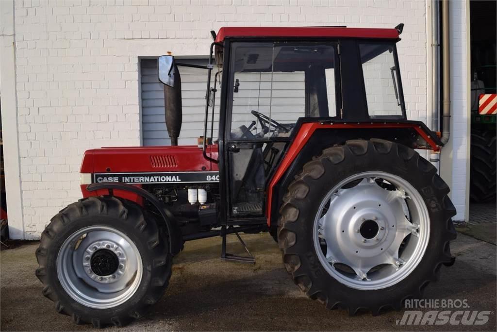 Case IH 840 Tratores Agrícolas usados