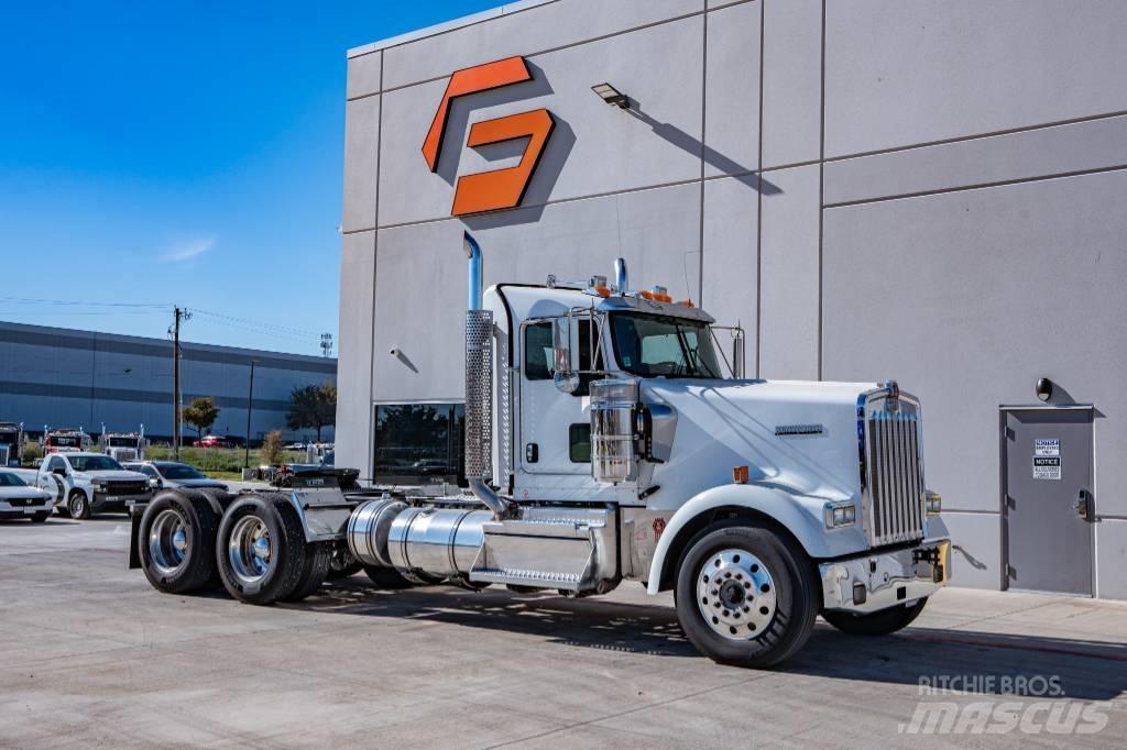 Kenworth W900 Tractores (camiões)