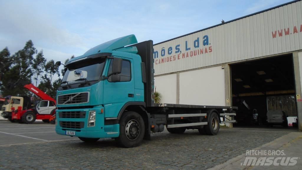 Volvo FM 9 300 Camiões estrado/caixa aberta