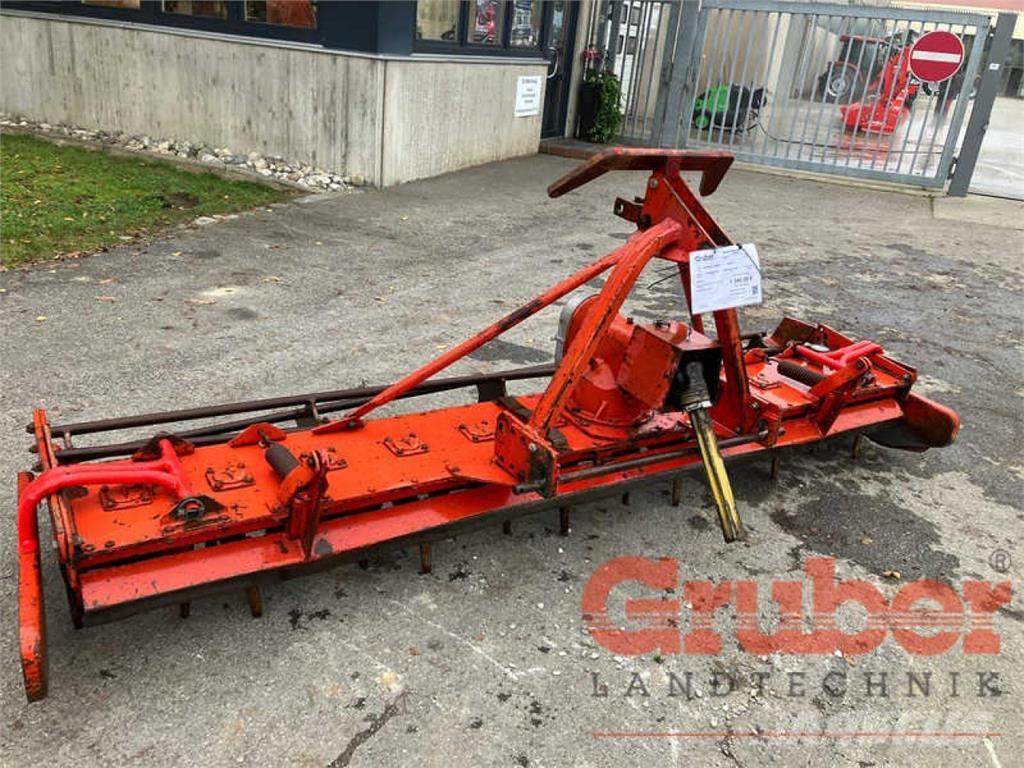 Lely 3000 Grades mecânicas e moto-cultivadores