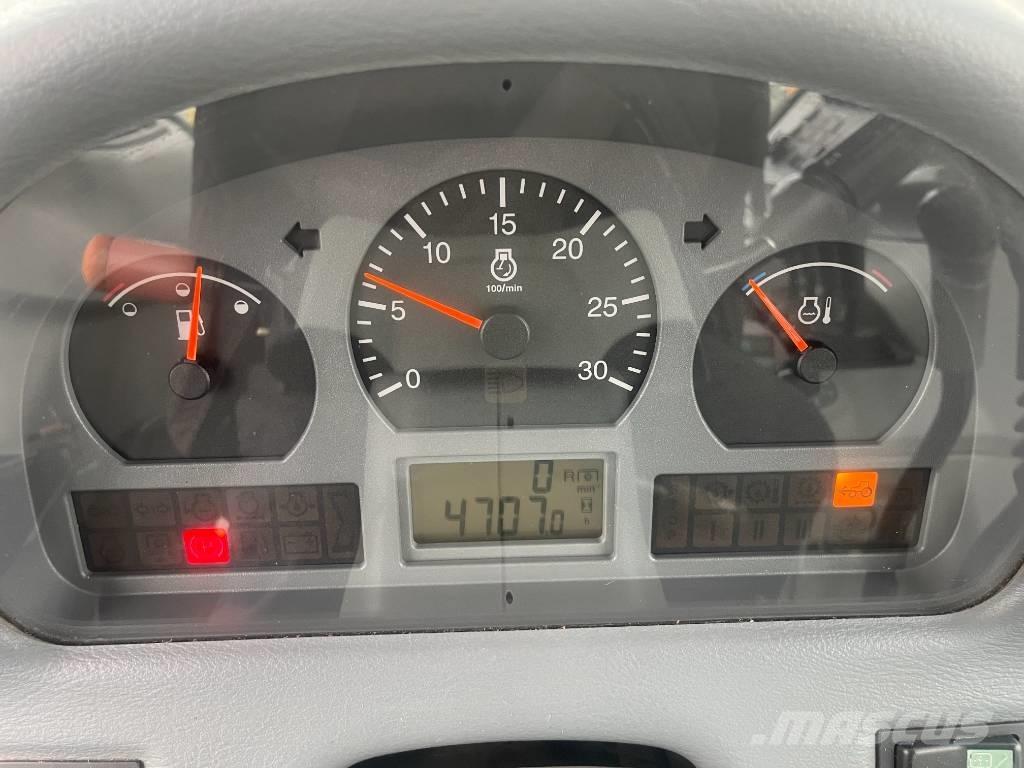 Valtra T 131 Tratores Agrícolas usados