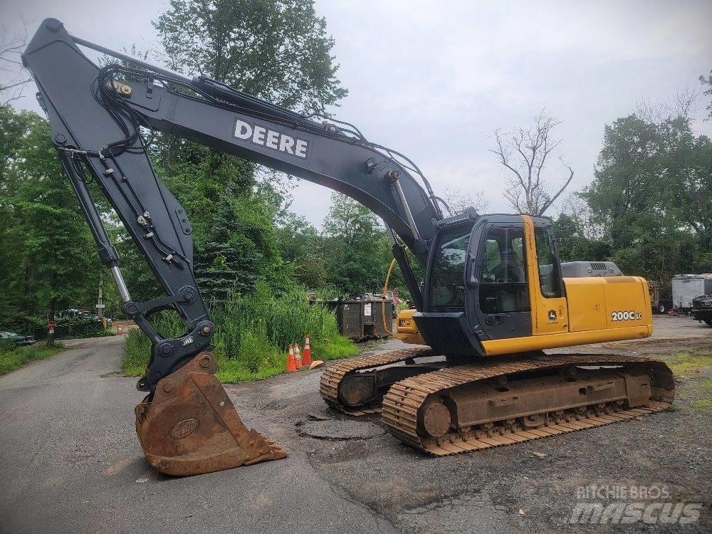 John Deere 200 C LC Escavadoras de rastos