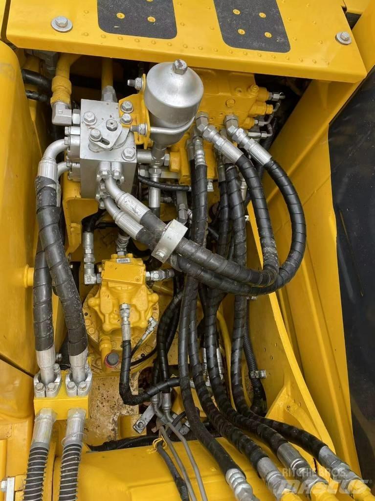 Komatsu 120-8 Escavadoras de rastos