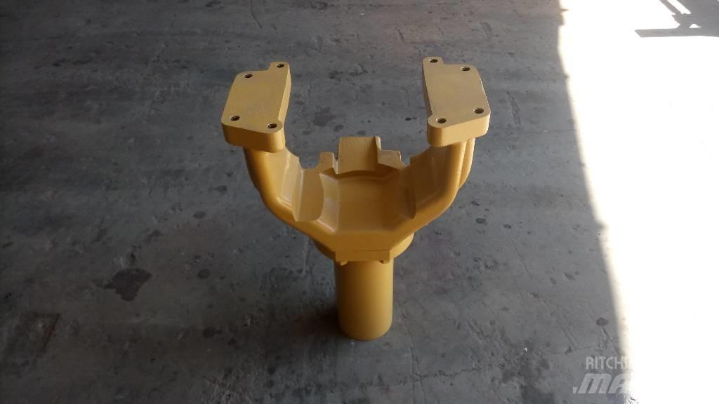 CAT 245 Chassis e suspensões