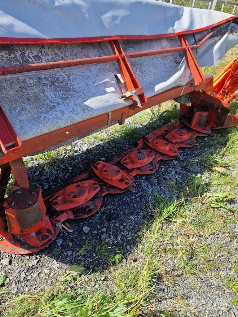 Kuhn GMD 28 Gadanheiras