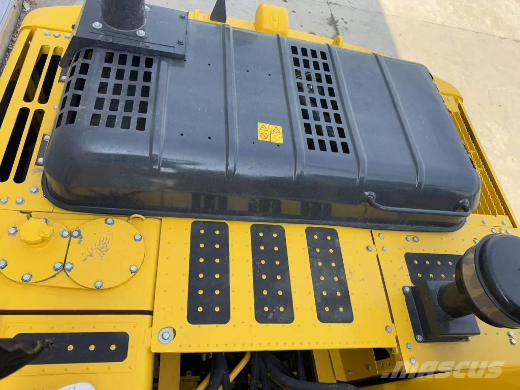 Komatsu PC 200-8N1 Escavadoras de rastos