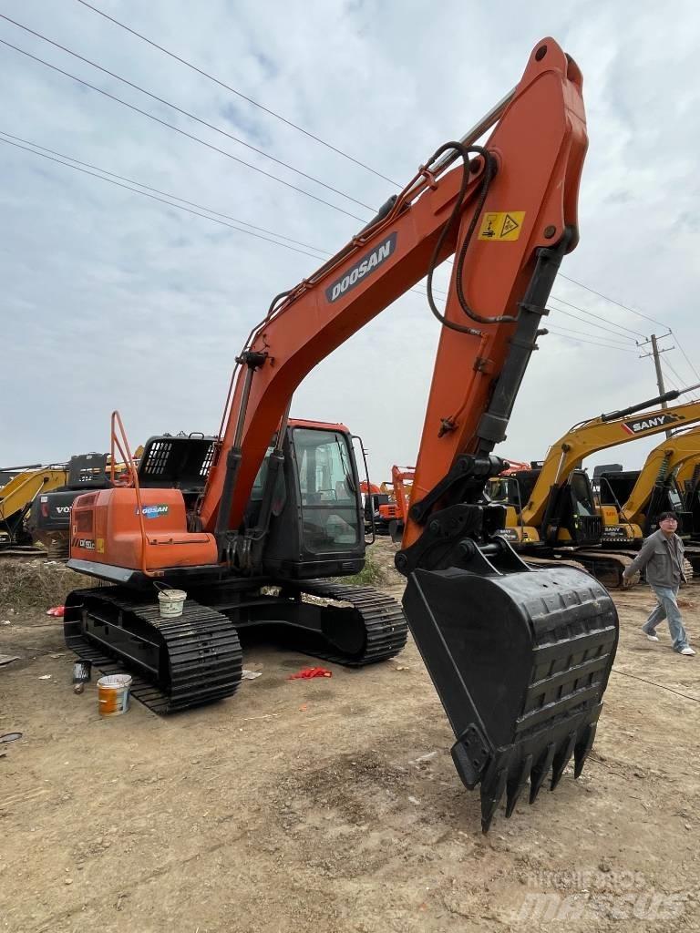 Doosan dx150 Escavadoras de rastos