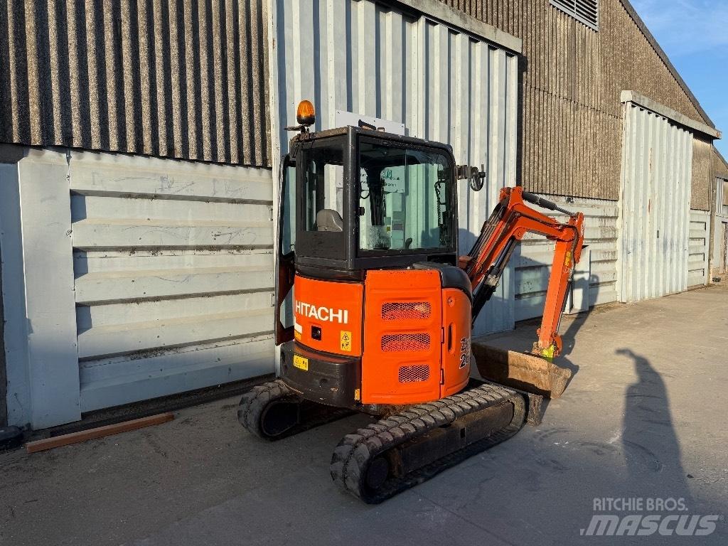 Hitachi ZX 26 Mini Escavadoras <7t