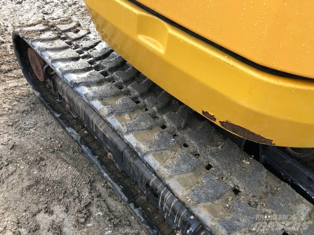 CAT 302.7 D Mini Escavadoras <7t