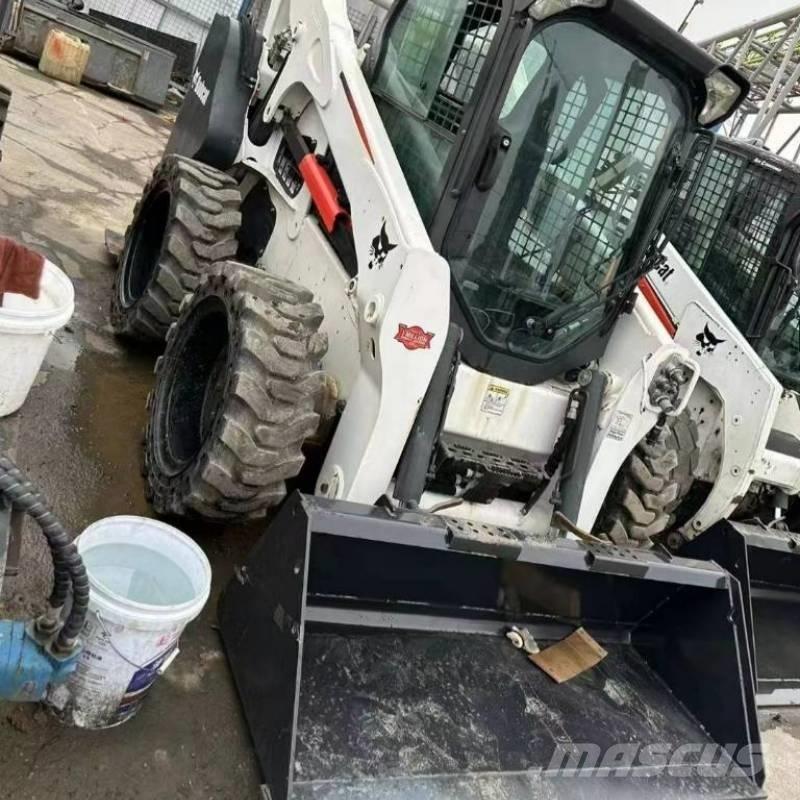 Bobcat S 750 Carregadoras de direcção deslizante