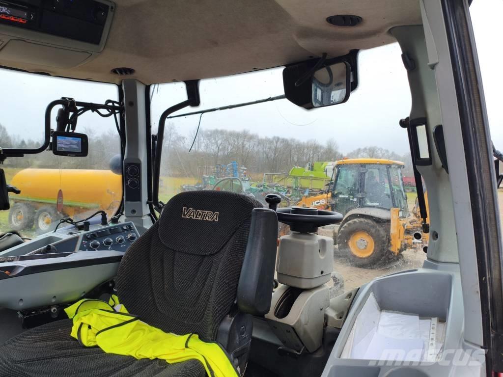 Valtra T 234 V Tratores Agrícolas usados