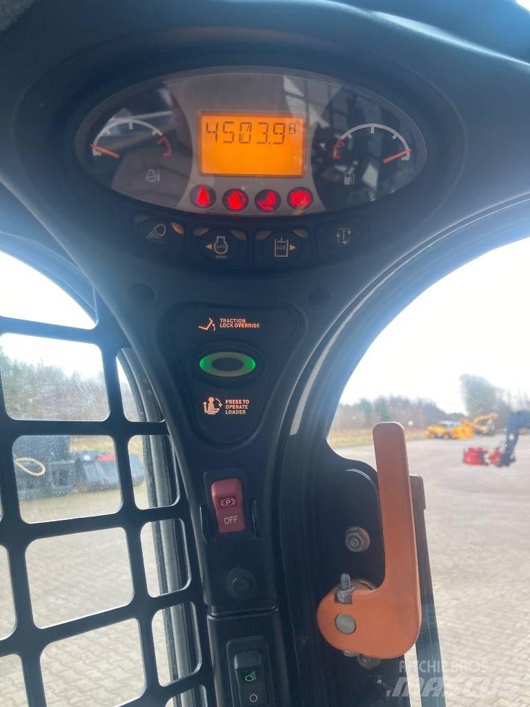 Bobcat T 650 Carregadoras de direcção deslizante