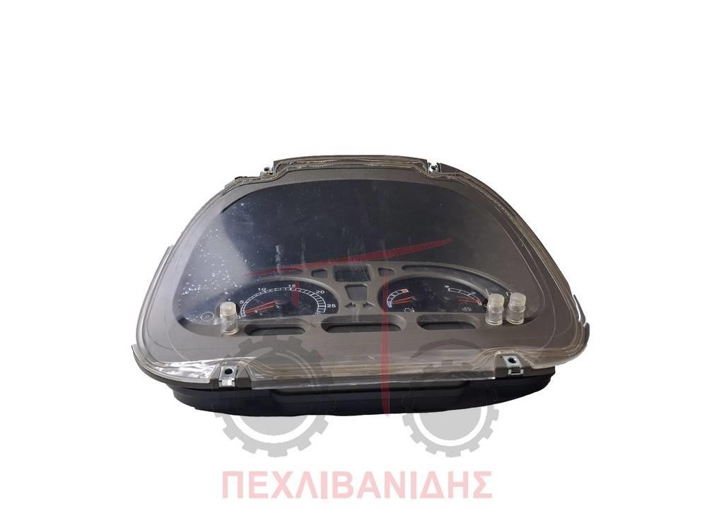 CASE maxxum Cabines e interior