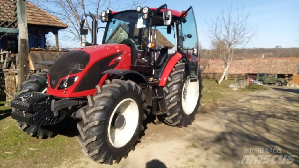 Valtra A 124 Tratores Agrícolas usados
