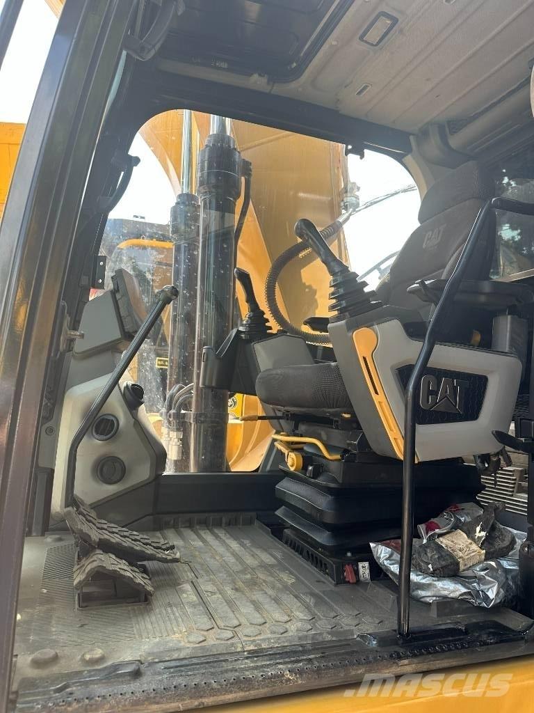 CAT CAT320GC Escavadoras Midi 7t - 12t