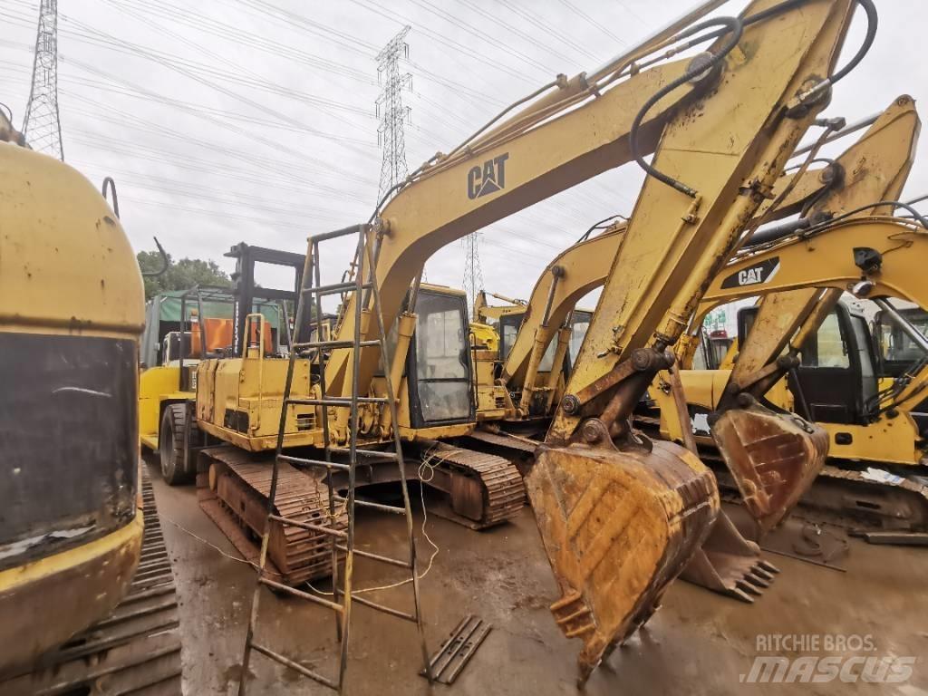CAT E120B Escavadoras de rastos