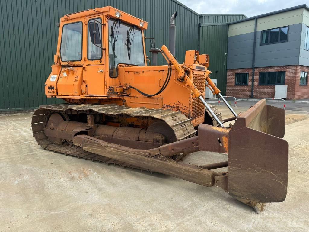 Komatsu D 41 P-3 Dozers - Tratores rastos