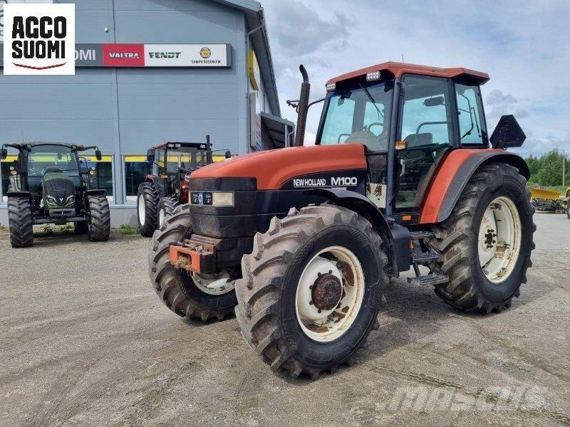 New Holland M100 Tratores Agrícolas usados