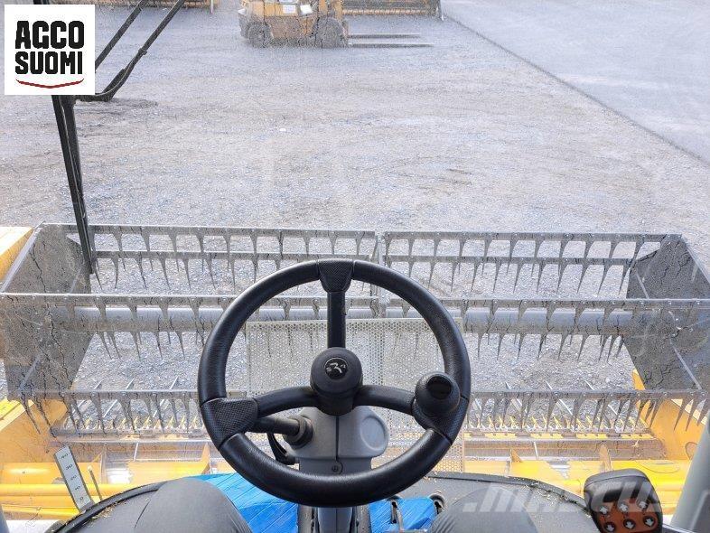 Sampo-Rosenlew C4 Ceifeiras debulhadoras