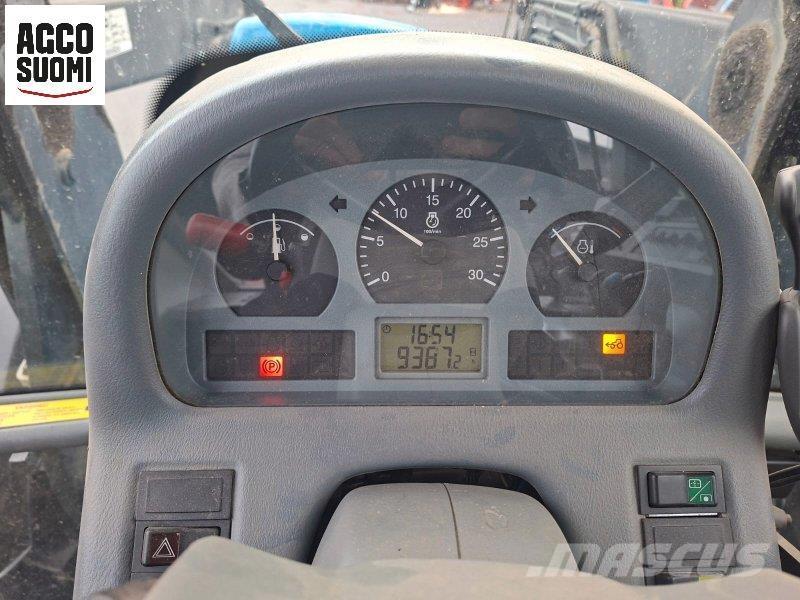 Valtra 6750 HITECH Tratores Agrícolas usados