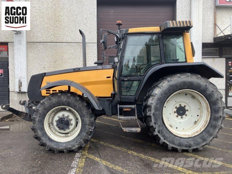 Valtra 8050 HITECH Tratores Agrícolas usados