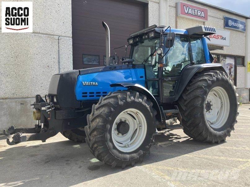 Valtra 8050 MEGA Tratores Agrícolas usados