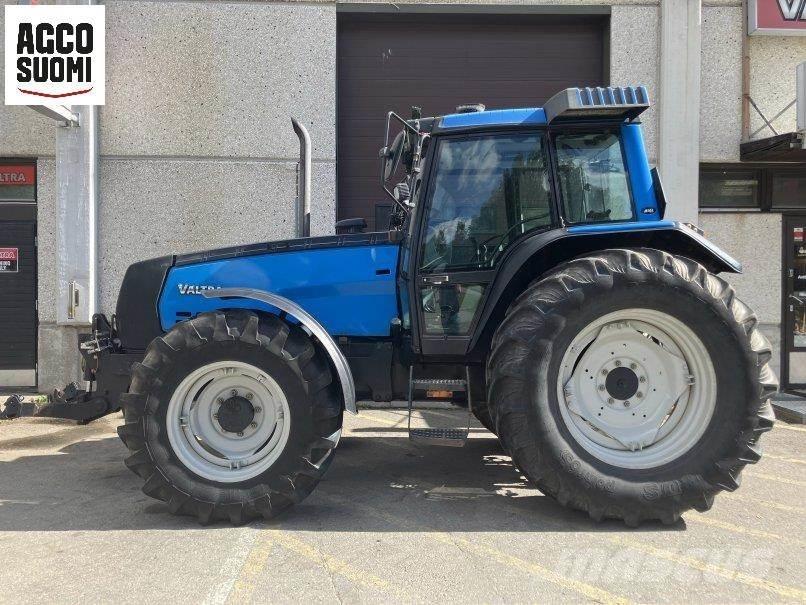 Valtra 8050 MEGA Tratores Agrícolas usados