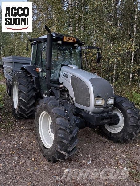 Valtra A82 Tratores Agrícolas usados