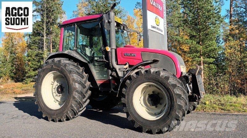 Valtra A92 Tratores Agrícolas usados