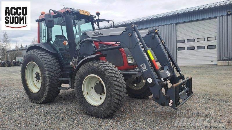 Valtra A93 HT Tratores Agrícolas usados