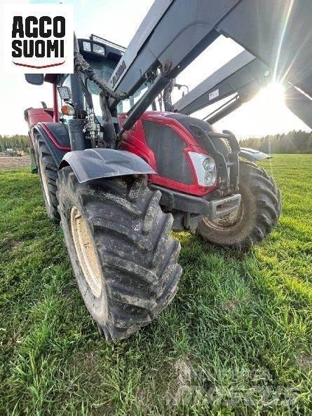 Valtra N143 HT Tratores Agrícolas usados