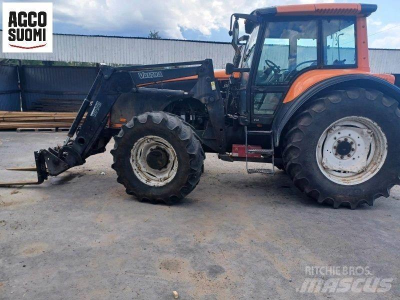 Valtra T130 CH Tratores Agrícolas usados
