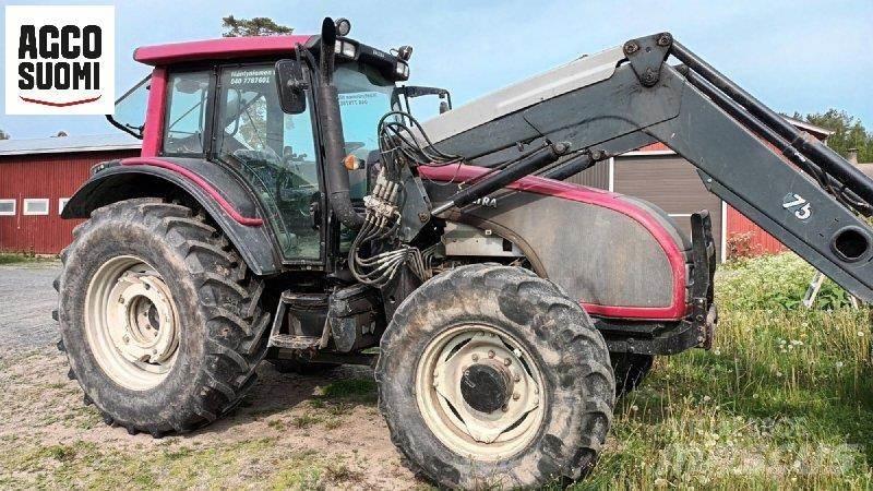 Valtra T151 H Tratores Agrícolas usados