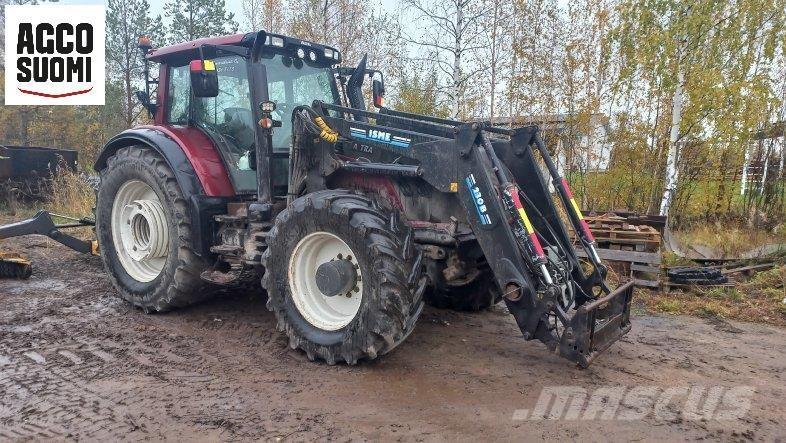 Valtra T213 VERSU Tratores Agrícolas usados