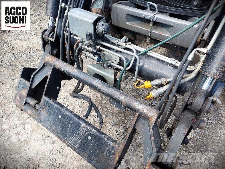 Valtra T213 VERSU Tratores Agrícolas usados