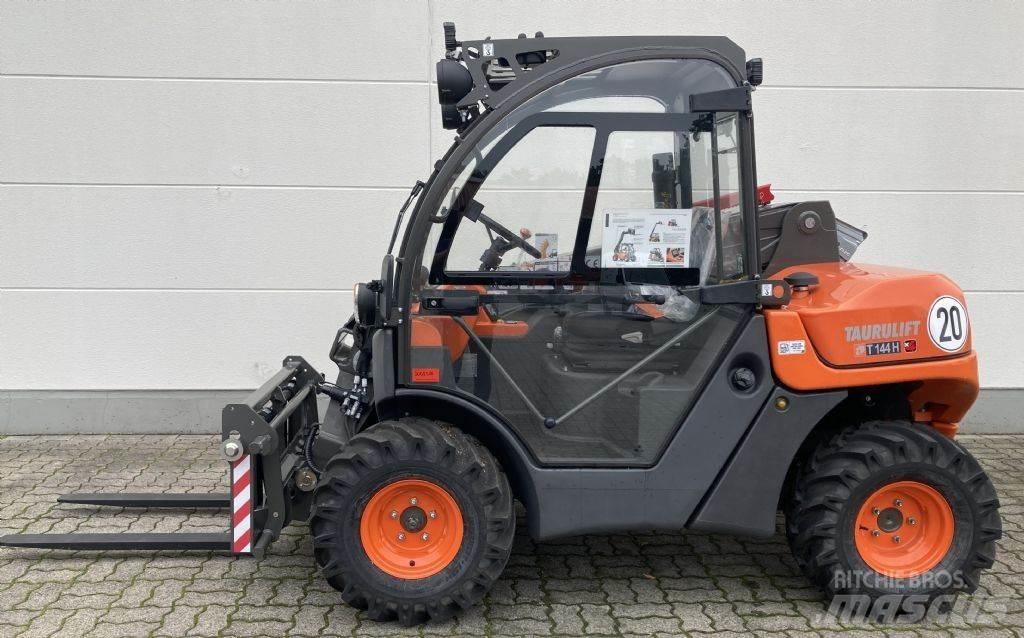 Ausa T 144 H X4 Manipuladores telescópicos