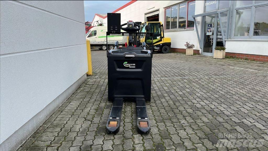 Hyster P 2.0 S Porta palettes