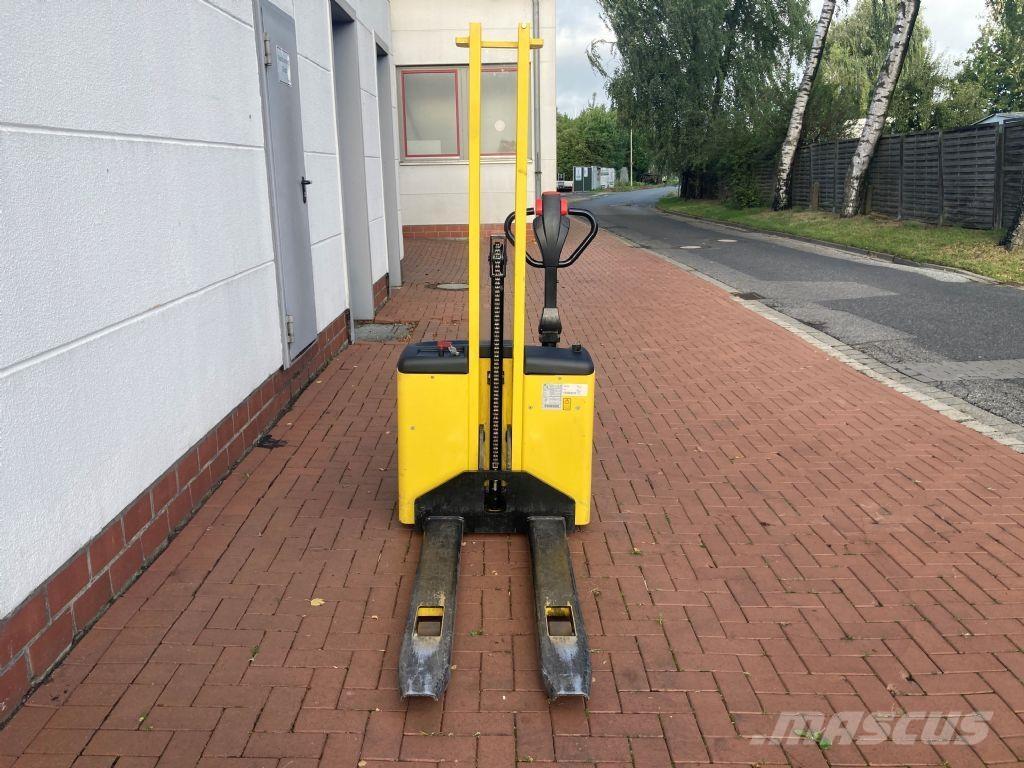 Hyster SC 1.0 Empilhador para operador externo