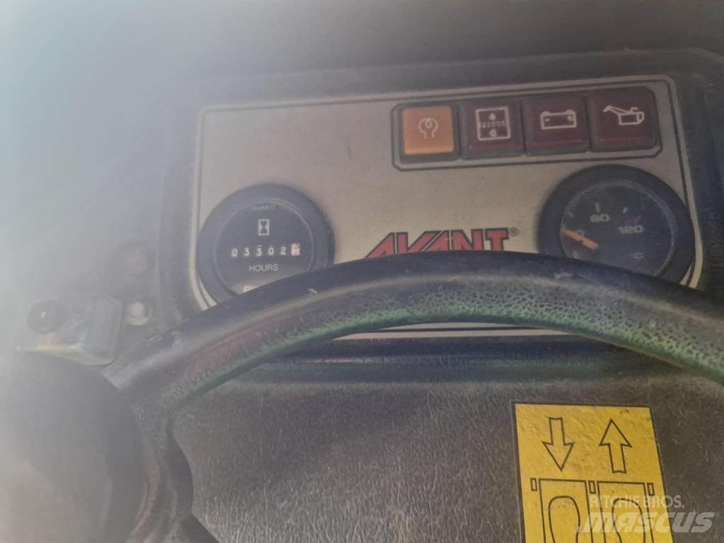 Avant 514 Carregadora multifunções