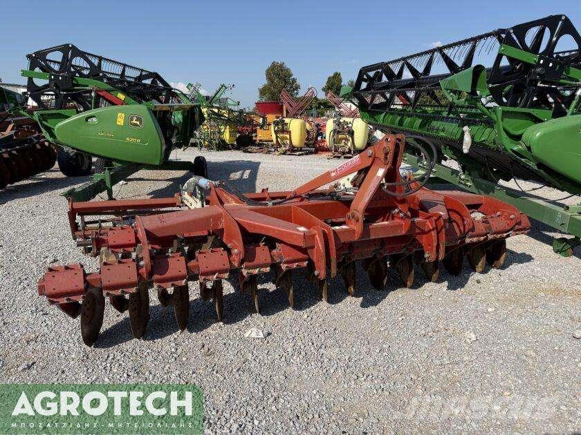  Foukas VIBPRO 400 Tratores Agrícolas usados