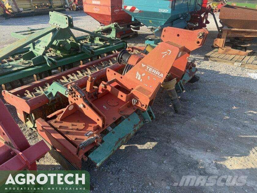 Kverneland NGM 251 Tratores Agrícolas usados