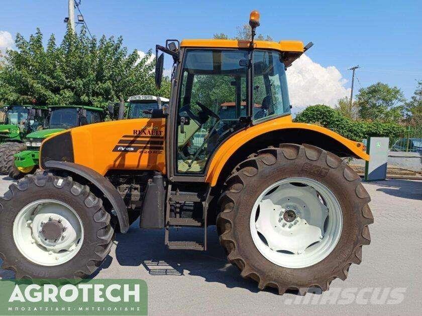 Renault ARES 620RZ Tratores Agrícolas usados
