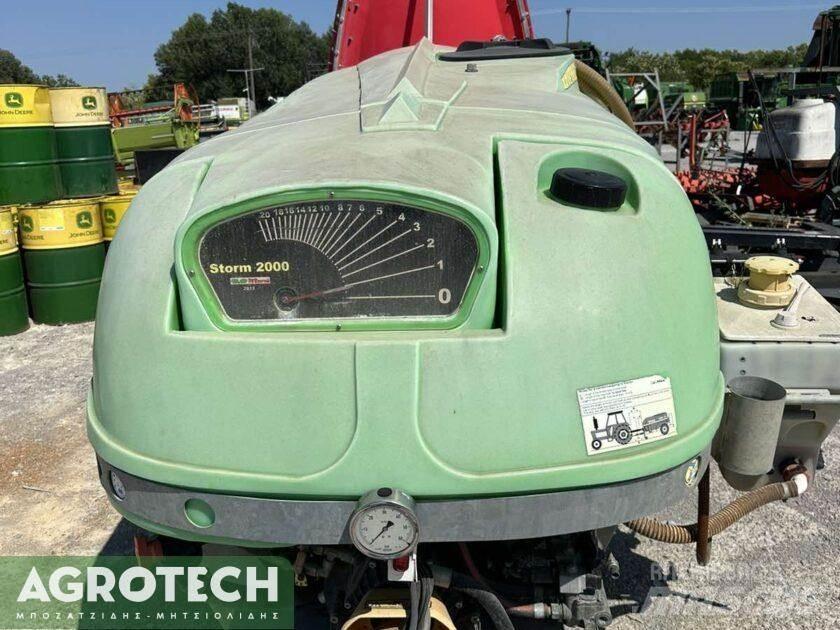  STORM 2000 Tratores Agrícolas usados