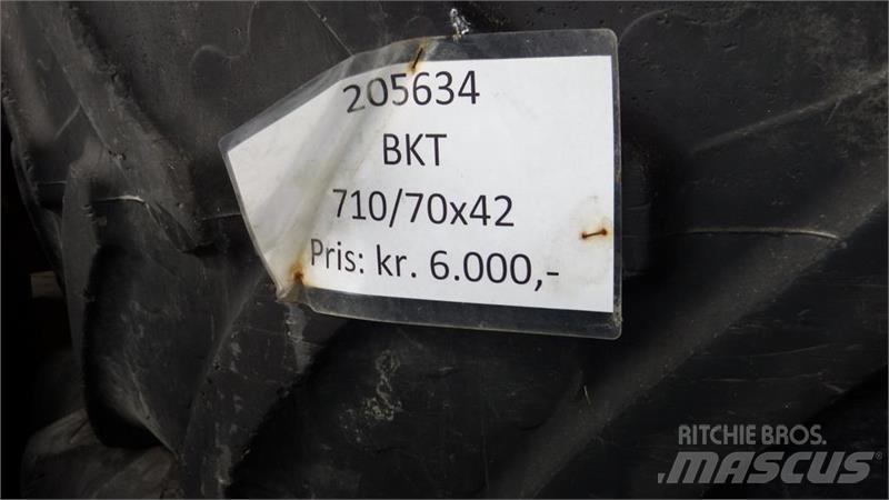 BKT 710/70R42 Pneus, Rodas e Jantes