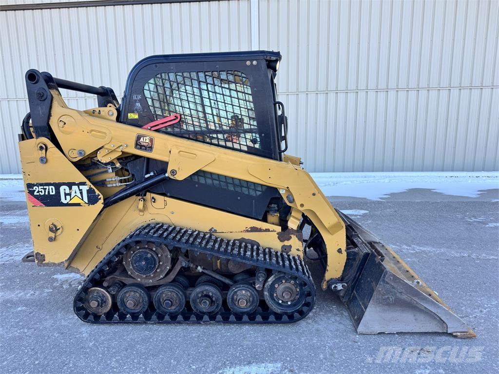 CAT 257D Carregadoras de direcção deslizante