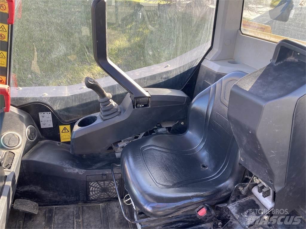 JCB 190 Carregadoras de direcção deslizante
