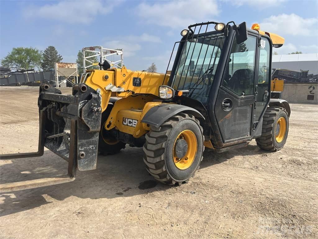 JCB 525-60 Manipuladores telescópicos